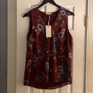 Pleione burgundy floral sleeveless blouse
